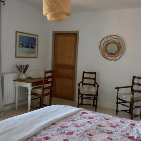 La Maison Ocre Couette-café